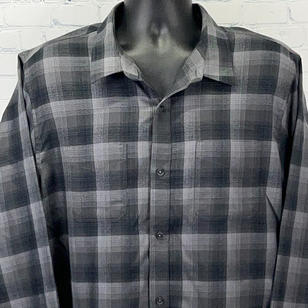 Travis Mathew Button Front Shirt Long Sleeve Pockets Plaid Gray Mens XXL 2XL